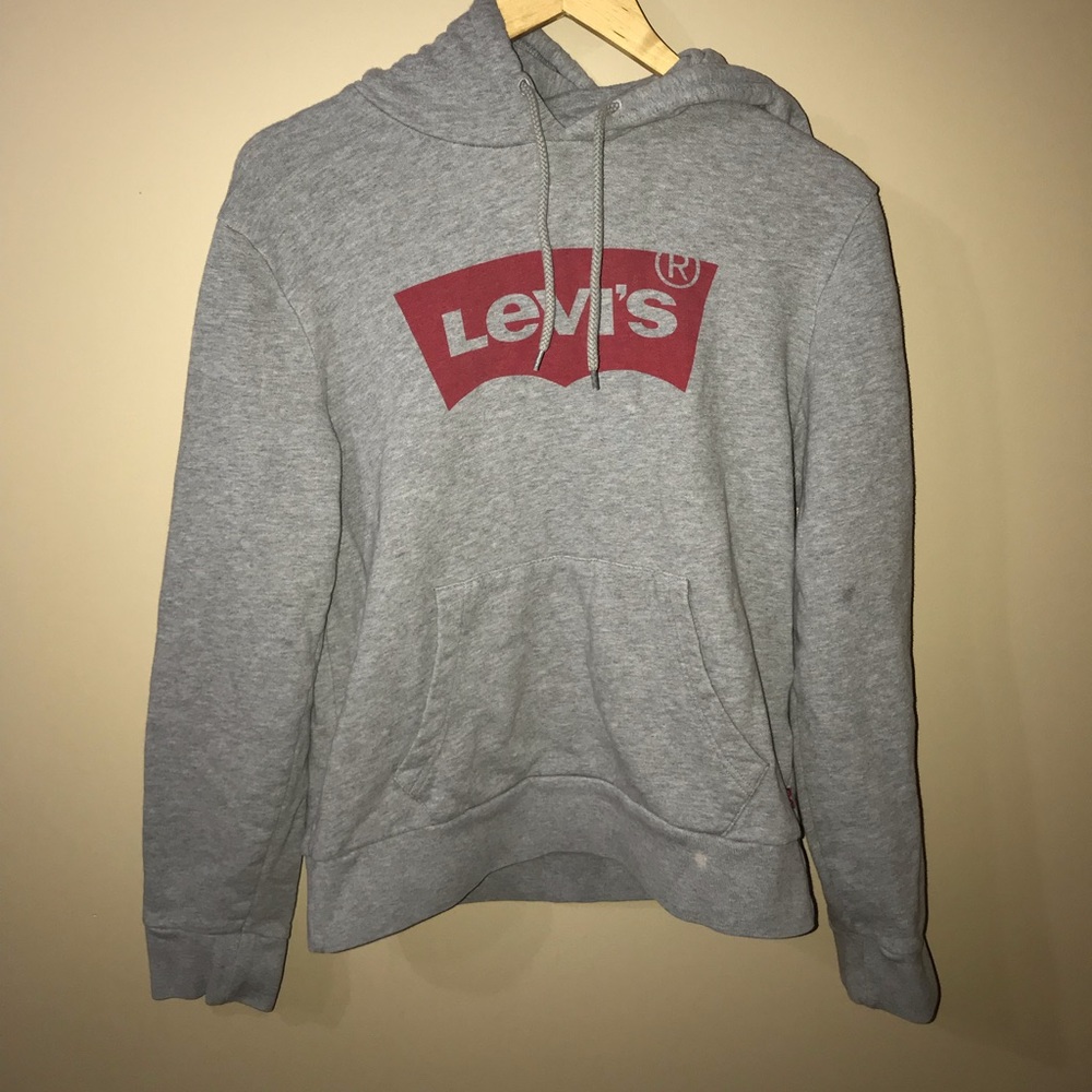 Levi’s sweatshirt